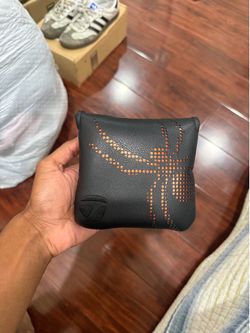 Spider Putter Cover