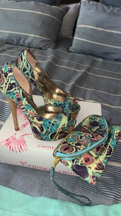 Heels w/matching clutch