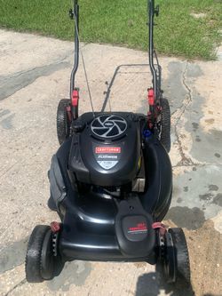 Craftzman self propelled lawnmower 22”