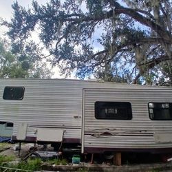 2003 Sportsman 5th Wheel