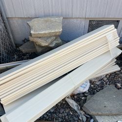 Vinyl Fence Pickets (tan)