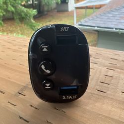 FM Transmitter, Bluetooth FM Transmitter Wireless Radio Adapter Car Kit with Dual USB Charging, Audio Receiver Car Charger