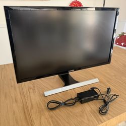 Samsung u28e590d - 28” LCD - 4K PC Computer Monitor