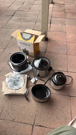 4 Crockpots