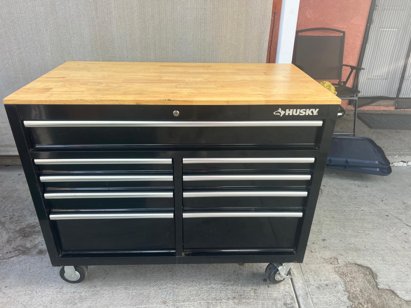 husky tool chest