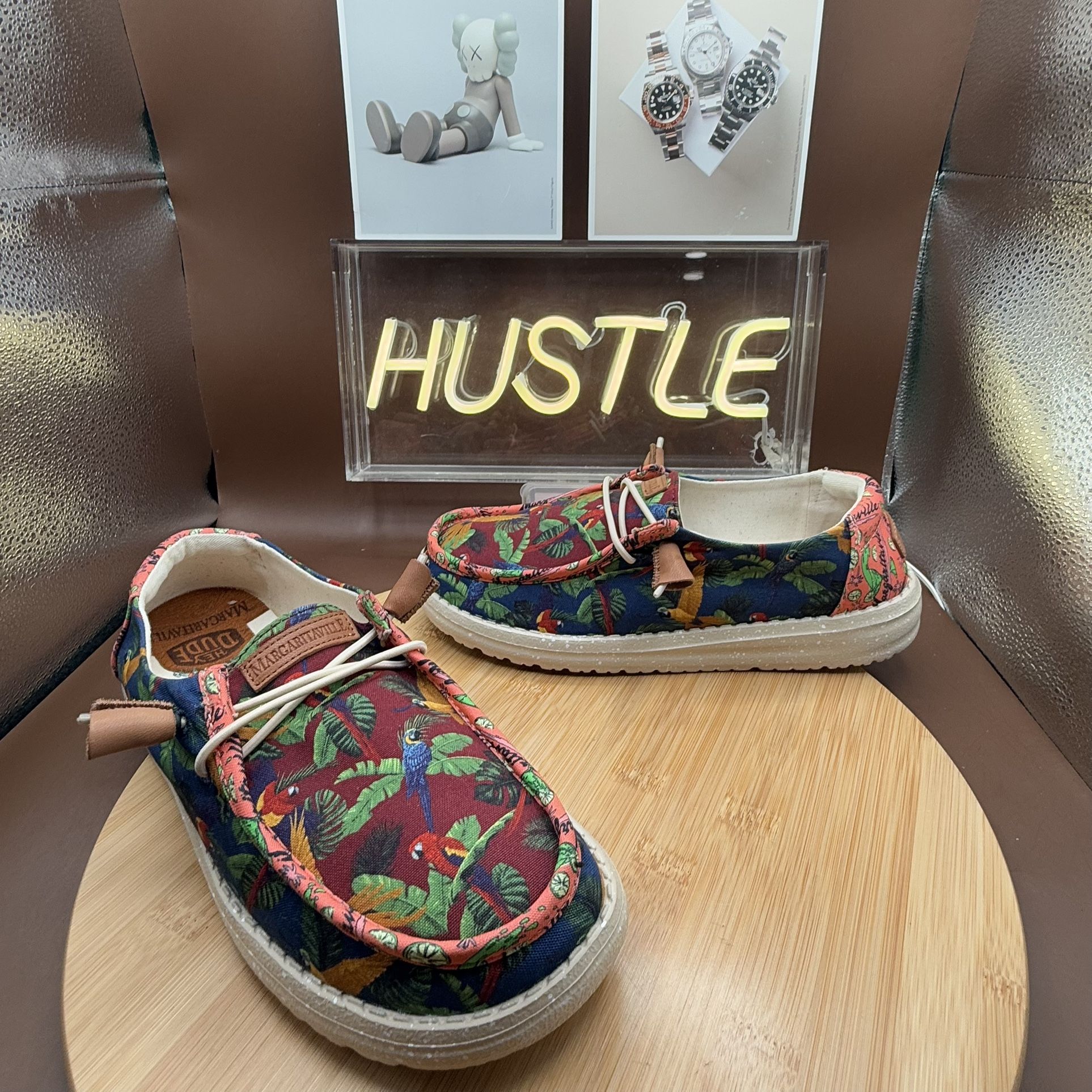 Hey Dude Women’s Wendy Margaritaville Sz 7