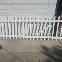 Fence White 14 Feet Long Small YARD Thick Plastic 350 