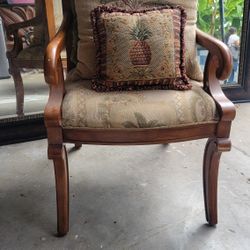 Antique Beauriful Chair....