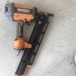 Ridgid 3 1/2” Air Nail Gun