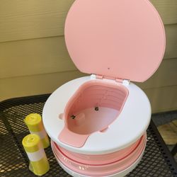 Travel Potty for Toddler, Portable and Foldable Toilet