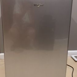 Whirlpool  Mini Fridge
