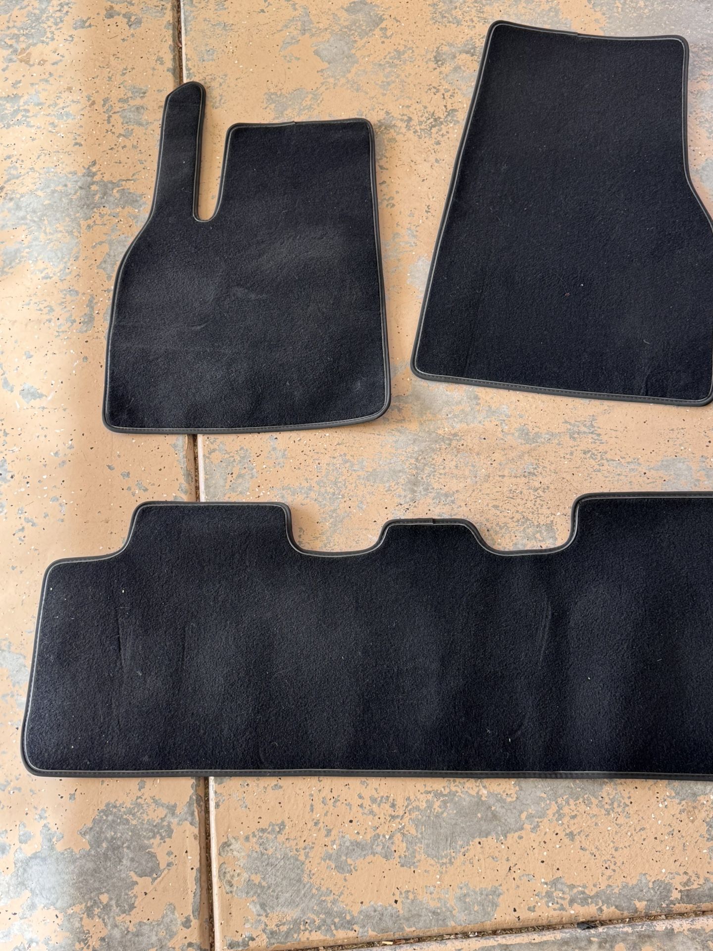 Tesla Y Juniper Mats.