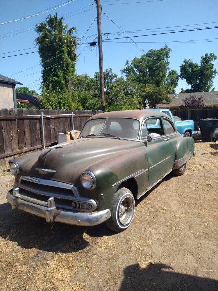 1951 Chevrolet Styleline Deluxe.