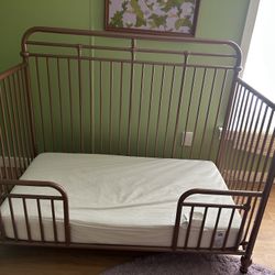Baby Crib / Toddler Bed Rose Gold 