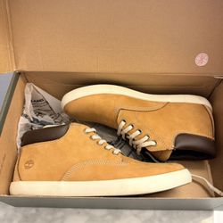 New timberland Women Shoes Sz. 9 