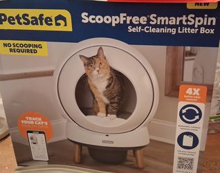 Petsafe Scoop Free Smart Spin Self-Cleaning Cat Litter Box, White