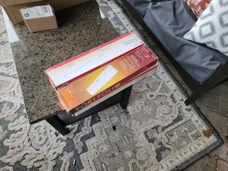 18 Inch Flourescent Lights (x4)