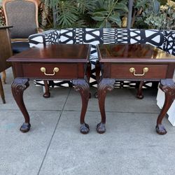 Antique Thomasville, Beautiful End Table Nightstands26 Deep  22 Wide  23 Tall 