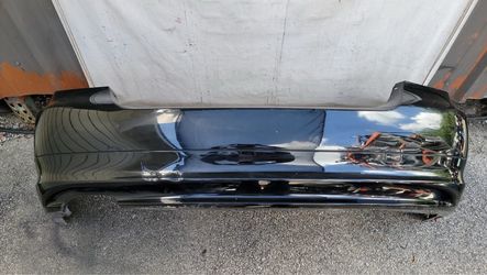 2009-2011 BMW Serie 3 E90 328i Rear Bumper Oem