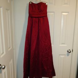 David's bridal size 6 red dress beautiful