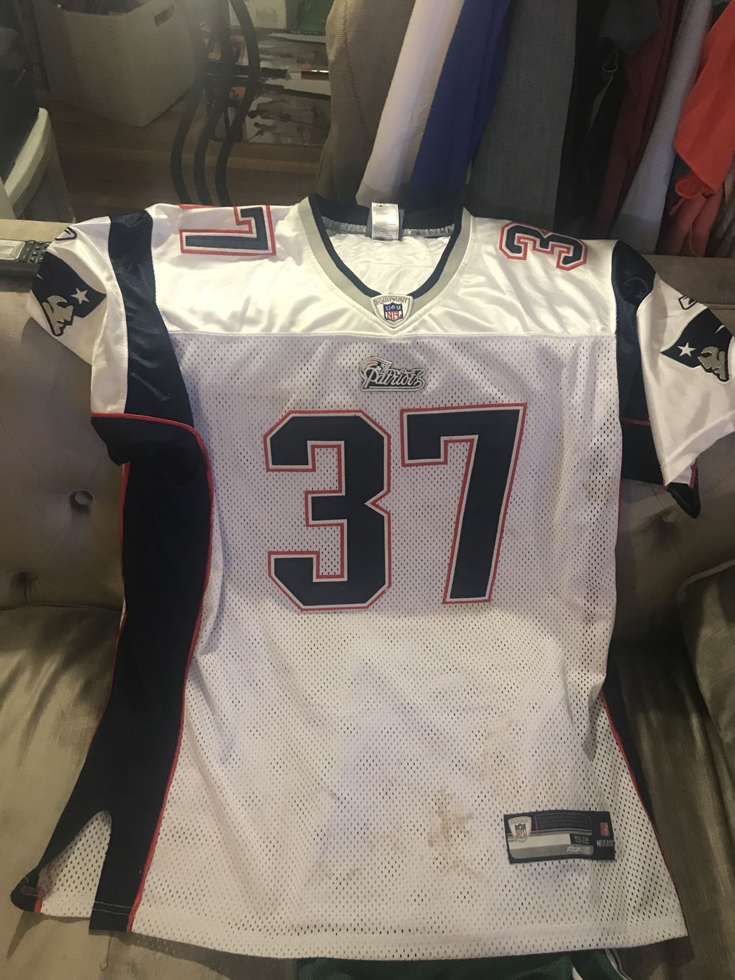 New England patriots Rodney Harrison jersey authentic unworn size 52 authentic and 100.00