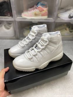 COMME des GARÇONS HOMME PLUS x Air Jordan 11