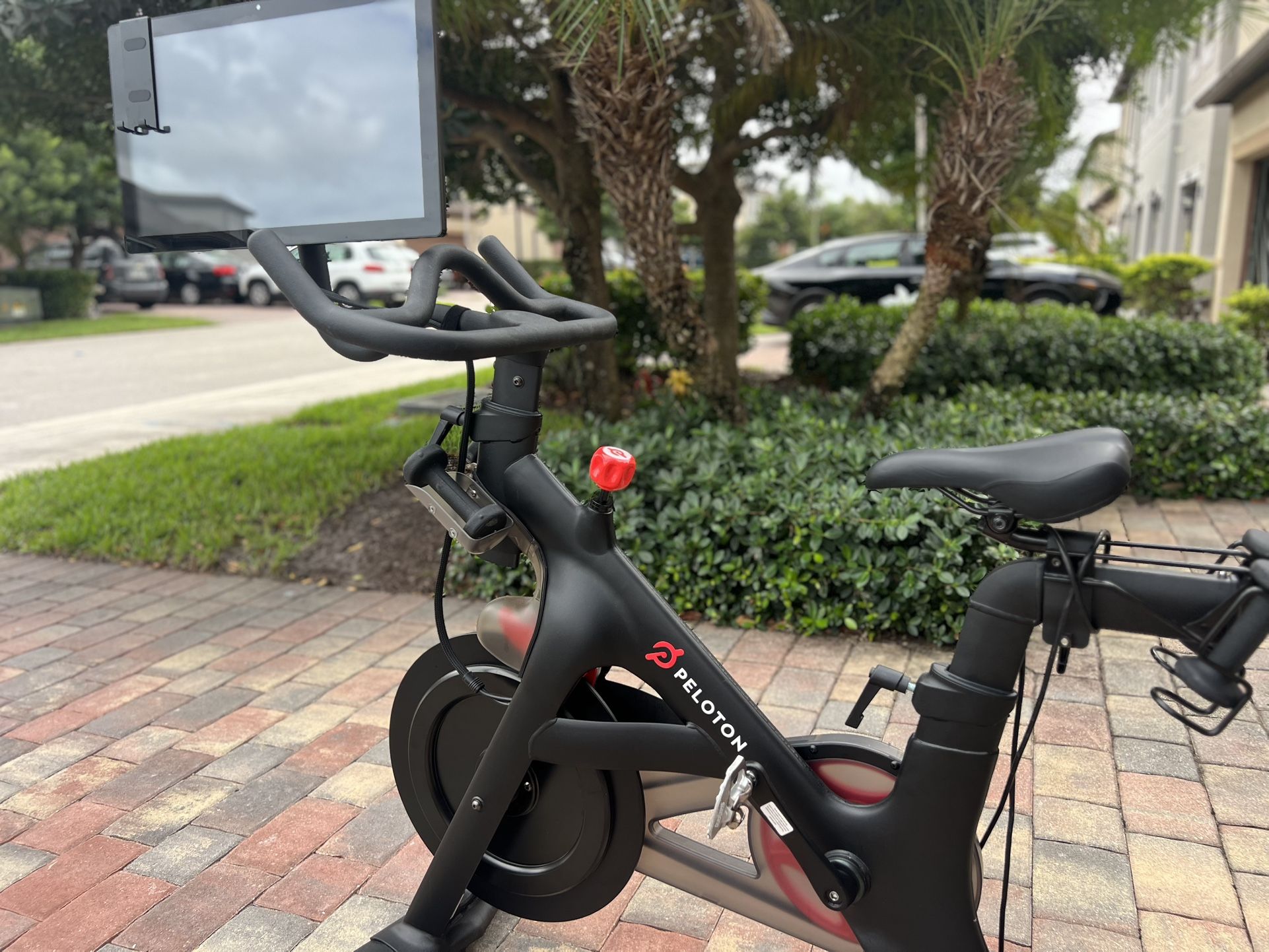 Upgraded Peloton Gen1