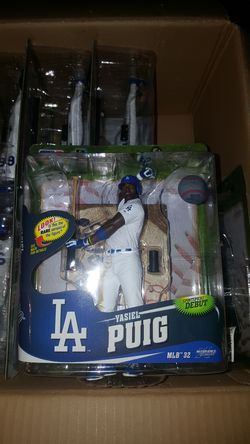 Dodgers MLB Series 32 Yasiel Puig Action Figure