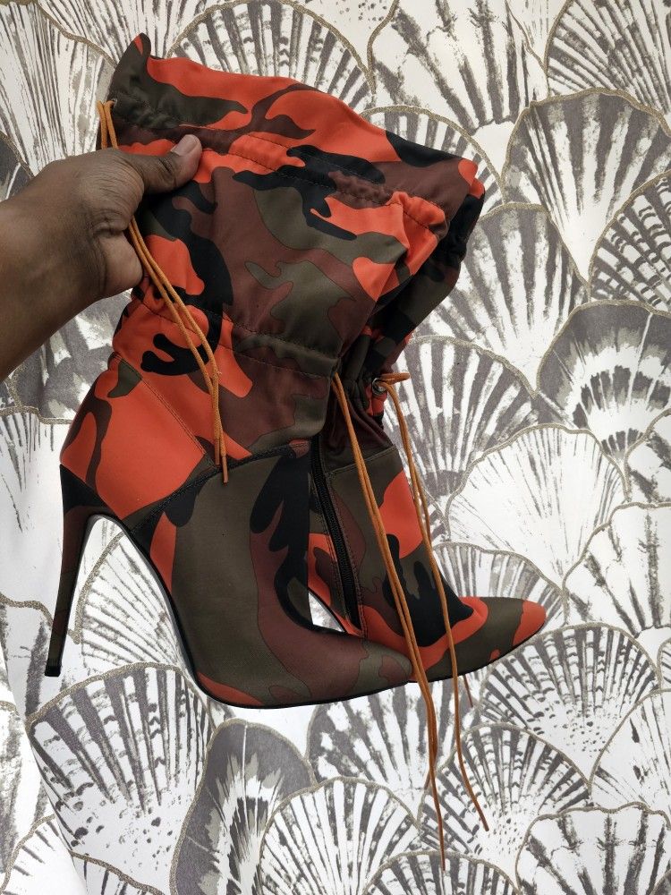 Camouflage Boots