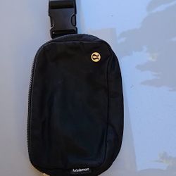 Lululemon Mini Bag 