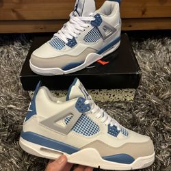 Jordan 4 Military Blue Size 10 Men’s Sneakers