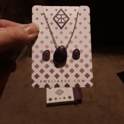 Necklace/earring Set