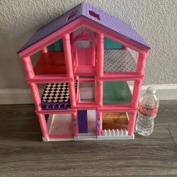 Doll House 
