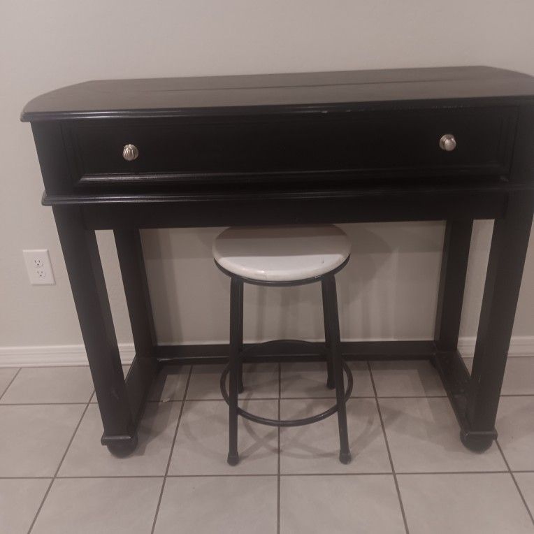 Unique Desk/ Sofa Table