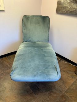 Esthetician Bed
