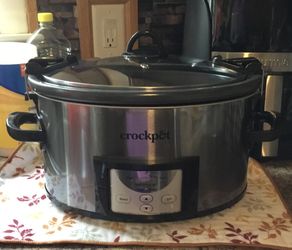 Crock pot slow cooker 7 quart (silver)