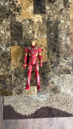 Marvel: Iron Man Action Figure