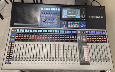 PreSonus StudioLive 32 32-Channel Digital Mixer