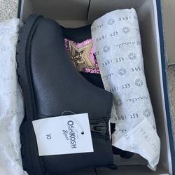 Brand New Girl Booths Size 10