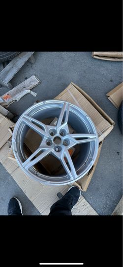 C8 corvette wheels