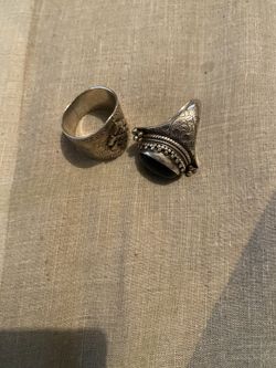 Silver rings size 7