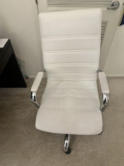 White Leather Chair 