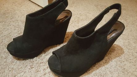 Platform Black Open Toe Shoes - Size 7 Womens