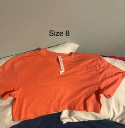 Lululemon Cropped T-Shirt Veil size 8