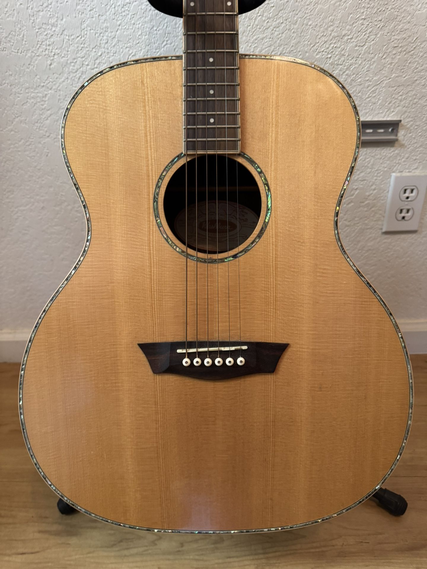 Washburn WLG27SE Acoustic Guitar