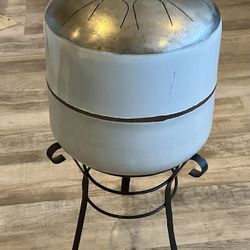 Standing Tongue Drum - White and Silver