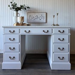 Vintage 8 Drawer Desk Solid Wood Painted White Furniture Modern Farmhouse MCM Mid Century