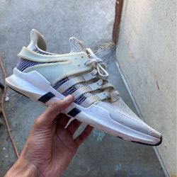 Adidas Size 11   25$