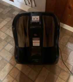 Human touch reflex foot and calf massage therapy