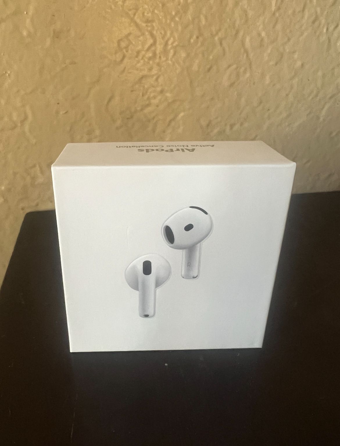 AirPods 4
